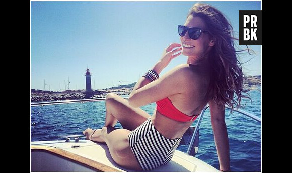 Laury Thilleman en bikini sur Instagram, le 2 juin 2014