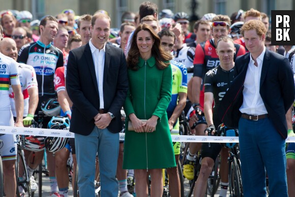 Kate Middleton, Prince William et Prince Harry durant la cérémonie du coup d'envoi du Tour de France, le 5 juillet 2014