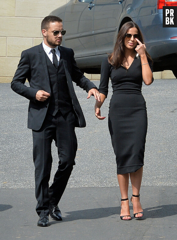 Liam Payne et sa petite amie Sophia Smith au mariage de la maman de Louis Tomlinson, le 20 juillet 2014 à Manchester