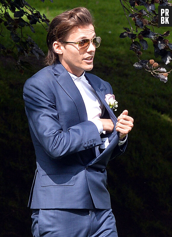 Louis Tomlinson au mariage de sa maman, le 20 juillet 2014 à Manchester