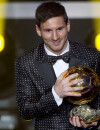 Lionel Messi et son look improbable signé Dolce&amp;Gabbana pour la cérémonie du Ballon d'or 2013