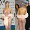 Rihanna et son look improbable mais sexy aux CFDA Awards 2014