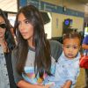Kim Kardashian et sa fille North qui a bien grandi à Burbank, le 7 août 2014