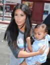  Kim Kardashian avec sa fille North &agrave;&nbsp;Burbank, le 7 ao&ucirc;t 2014 