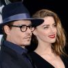 Johnny Depp et sa fiancée Amber Heard sur le tapis rouge
