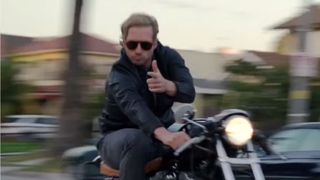 Veronica Mars : premières images du spin-off délirant sur Dick