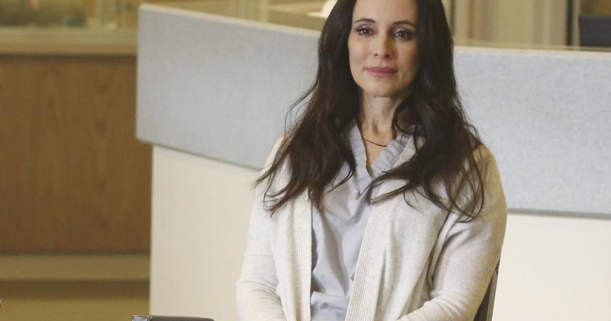 Revenge saison 4, épisode 1 Victoria sur une photo Purebreak