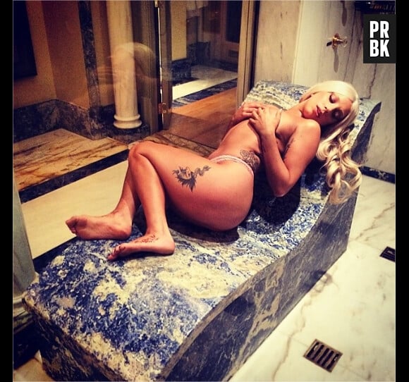 Lady Gaga nue sur Instagram le 17 septembre 2014