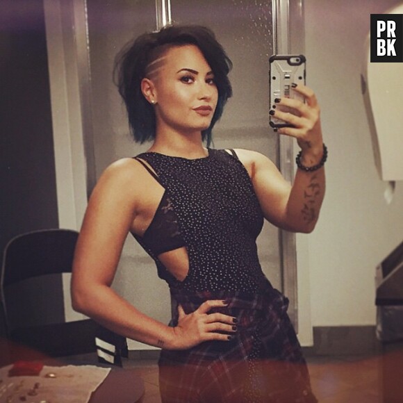 Demi Lovato affiche son crâne rasée sur Instagram, le 6 octobre 2014