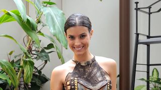 Ludivine Sagna : la WAG sexy sublime dans sa robe en chocolat
