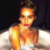 Miley Cyrus adore se montrer topless sur Instagram