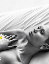  Miley Cyrus : exhib, sa photo topless 