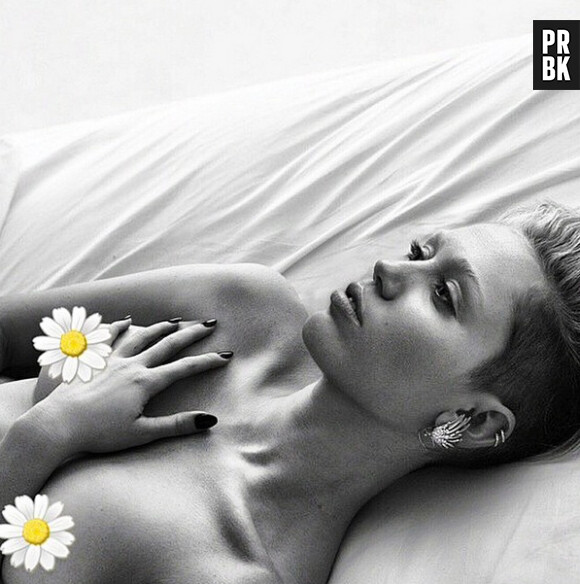 Miley Cyrus : exhib, sa photo topless