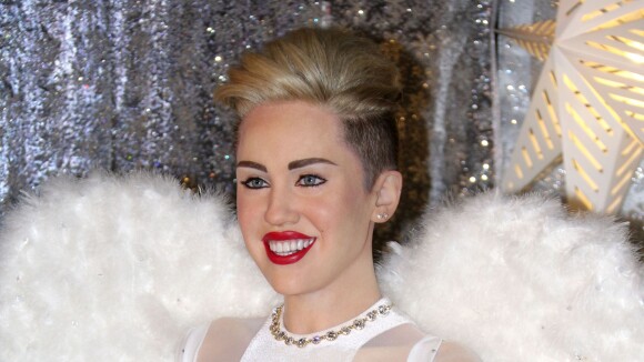 Miley Cyrus ange sexy : sa statue plus vraie que nature à Berlin