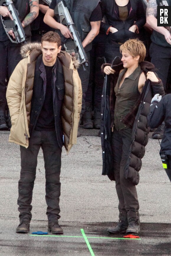 Divergente 2 : Theo James et Shailene Woodley se réchauffent après le tournage d'un scène le 19 décembre 2014