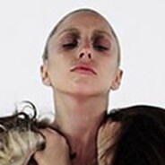 Lady Gaga nue et crane rasé sur Instagram ? Chauve qui peut ?