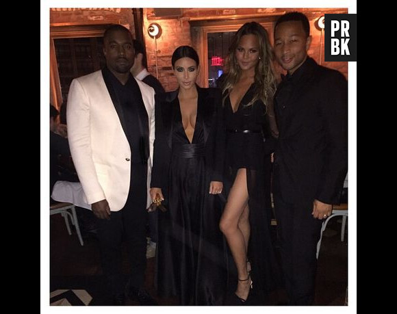 Kim Kardashian aux côtés de John Legend, Chrissy Teigen et Kanye West, le 8 janvier 2015 à NY