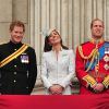 Kate Middleto, le Prince William et le Prince Harry heureux d'arriver sur Twitter ?