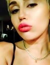 Miley Cyrus affiche un décolleté généreux sur Instagram, le janvier