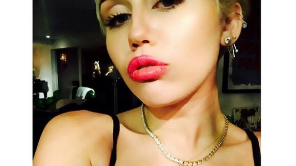 Miley Cyrus : nouveaux seins pour la reine de l'exhib ?