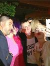 Miley Cyrus, Katy Perry, Jeremy Scott et Pablo Olea en mode selfie à la cérémonie des Fashion LA Awards le 22 janvier 2015