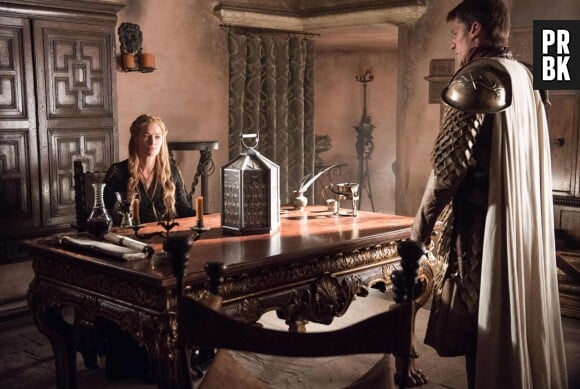 Game of Thrones saison 5 : Lena Headey(Cersei Lannister) et Nikolaj Coster-Waldau (Jaime Lannister) sur une photo