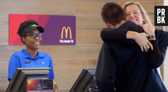 McDonald's : un menu gratuit contre un "je t'aime" ou un câlin