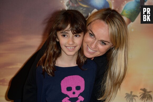Cécile de Ménibus et sa nièce sur le tapis rouge de Clochette et la Fée Pirate, le 25 mars 2014
