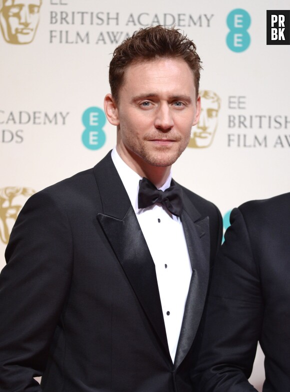 Tom Hiddleston sur le tapis-rouge des BAFTA le 8 février 2015 à Londres