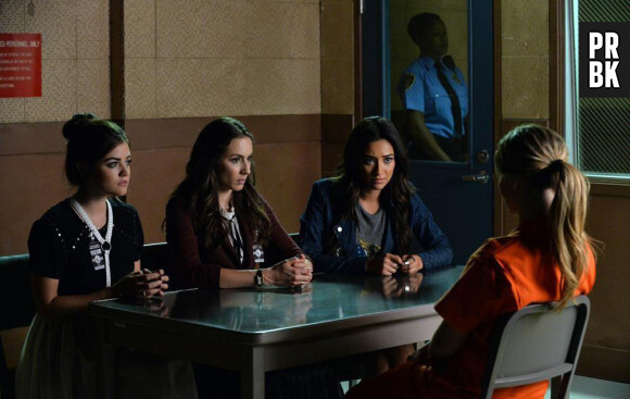 Pretty Little Liars saison 5, épisode 21 : Aria, Spencer et Emily face à Alison