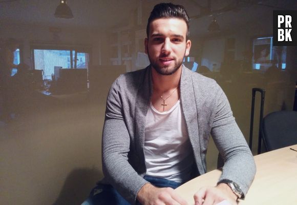 Aymeric Bonnery, animateur sur Trace Sport Stars, aux commandes de l'émission Girl Power en mars 2015