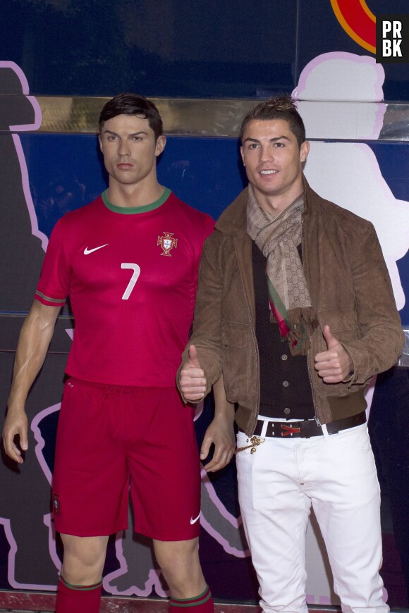 Cristiano Ronaldo à l'inauguration de sa statue de cire au musée de cire de Madrid, le 7 décembre 2013