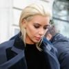 Kim Kardashian blonde platine pour la Fashion Week de Paris, le 5 mars 2015