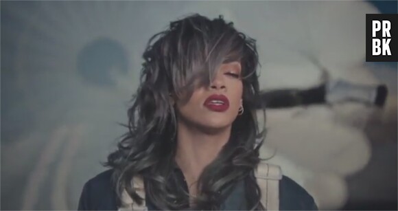 Rihanna sensuelle dans son nouveau clip 'American Oxygen'