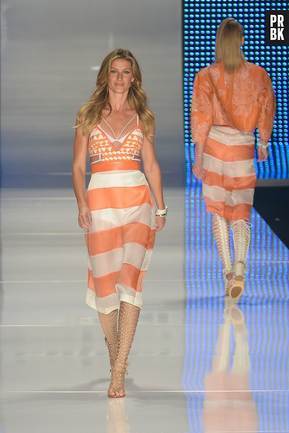 Gisele Bundchen : mannequin à la retraite après un dernier défilé pour Colcci à Sao Paulo (Brésil), le 15 avril 2015