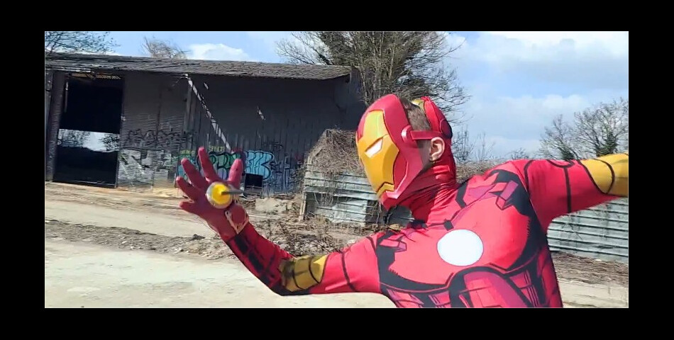 Squeezie en Iron Man dans une version d&#039;Avengers low cost sur Youtube !