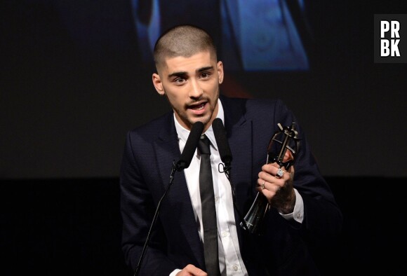 Zayn Malik : cheveux rasés pour son premier tapis rouge sans les One Direction lors des British Asian Awards 2015 à Londres, le 17 avril 2015
