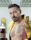 Ezequiel Lavezzi pompier sexy dans une pub Pepsi