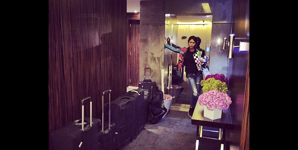 Leila Ben Khalifa et ses 300 kg de bagages, le 22 mai 2015 sur Instagram
