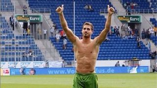 Kevin Trapp : le nouveau gardien de but sexy qui va vous faire aimer le PSG