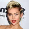 Miley Cyrus sur le tapis rouge de l'amfAR Inspiration Gala, le 16 juin 2015 à New York
