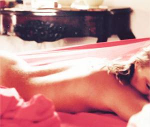 Valérie Damidot nue dans son lit : sa photo de jeunesse sur Instagram
