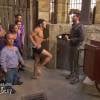 Rayane Bensetti torse nu et ultra sexy dans Fort Boyard
