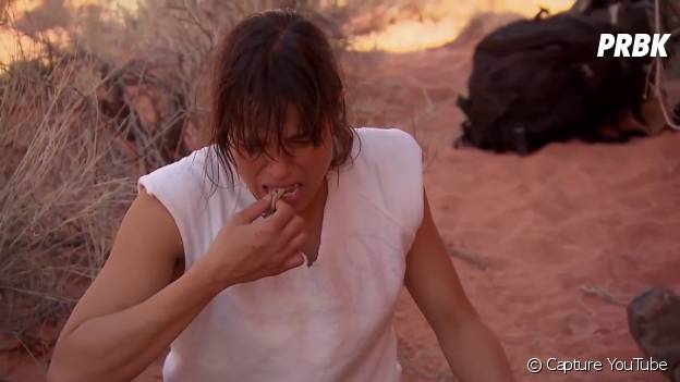 Michelle rodriguez essaie de manger de la souris à l'urine