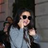Selena Gomez souriante après la mini émeute Gare du Nord, le 25 septembre 2015 à Paris