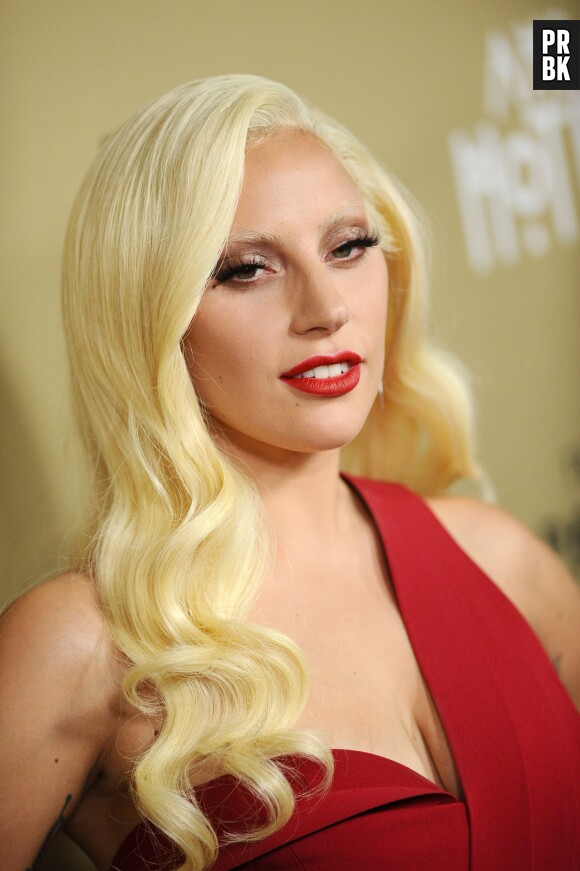 Lady Gaga glamour à l'avant-première de American Horror Story : Hotel à Los Angeles le 3 octobre 2015