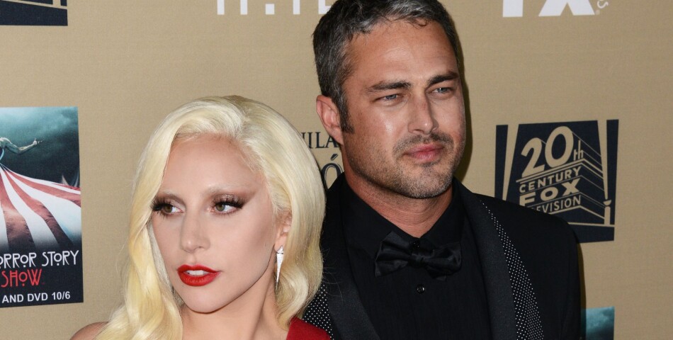 Lady Gaga et son fiancé Taylor Kinney à l&#039;avant-première de American Horror Story : Hotel à Los Angeles le 3 octobre 2015