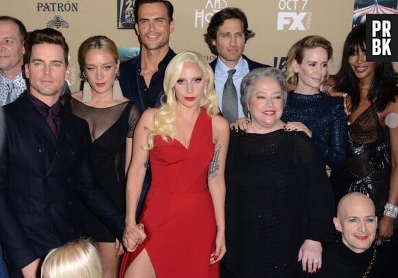 Le casting à l'avant-première de American Horror Story : Hotel à Los Angeles le 3 octobre 2015