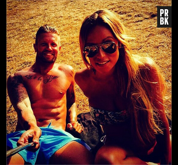 Benjamin Machet (Les Anges) et sa compagne Sarah parents d'un petit garçon prénommé Tao