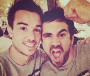Alex Goude dévoile sa vie de rêve avec son mari Romain Taillandier et son fils Elliot sur Instagram